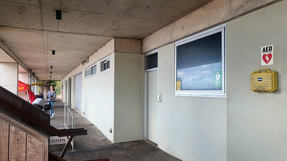 Defib at Avalon Surf Club